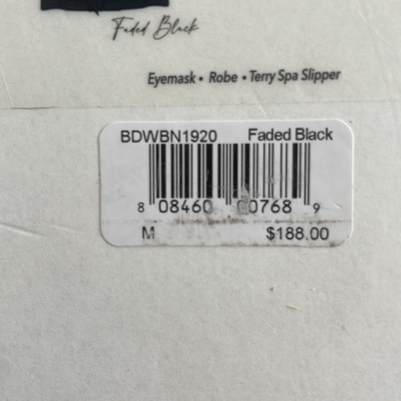 Barefoot dreams 3 piece Cozychic Ultra Lite Wrap Robe with silk detail. - Picture 8 of 8